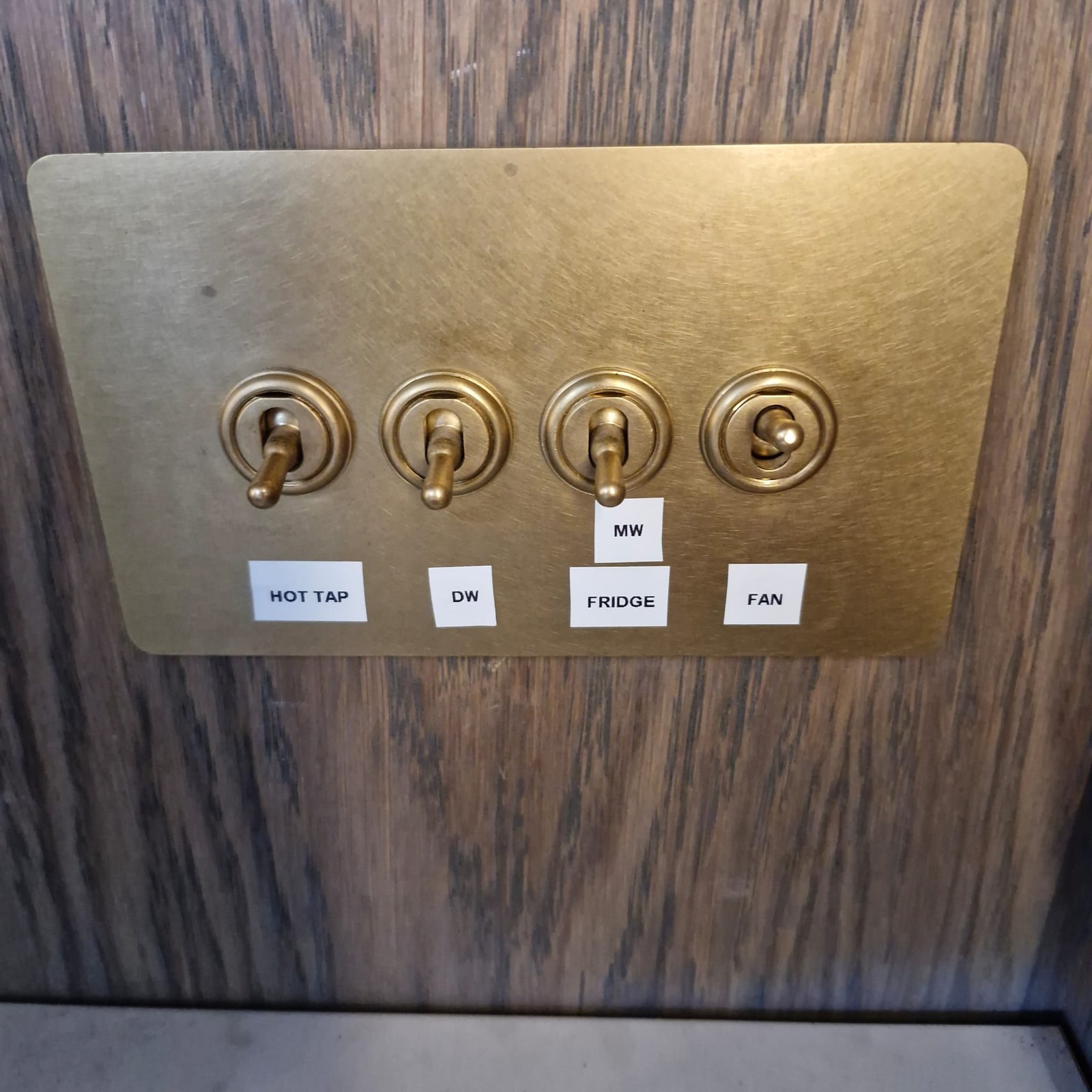 WhatsApp Image 2025 09 22 At 09.31.46 11